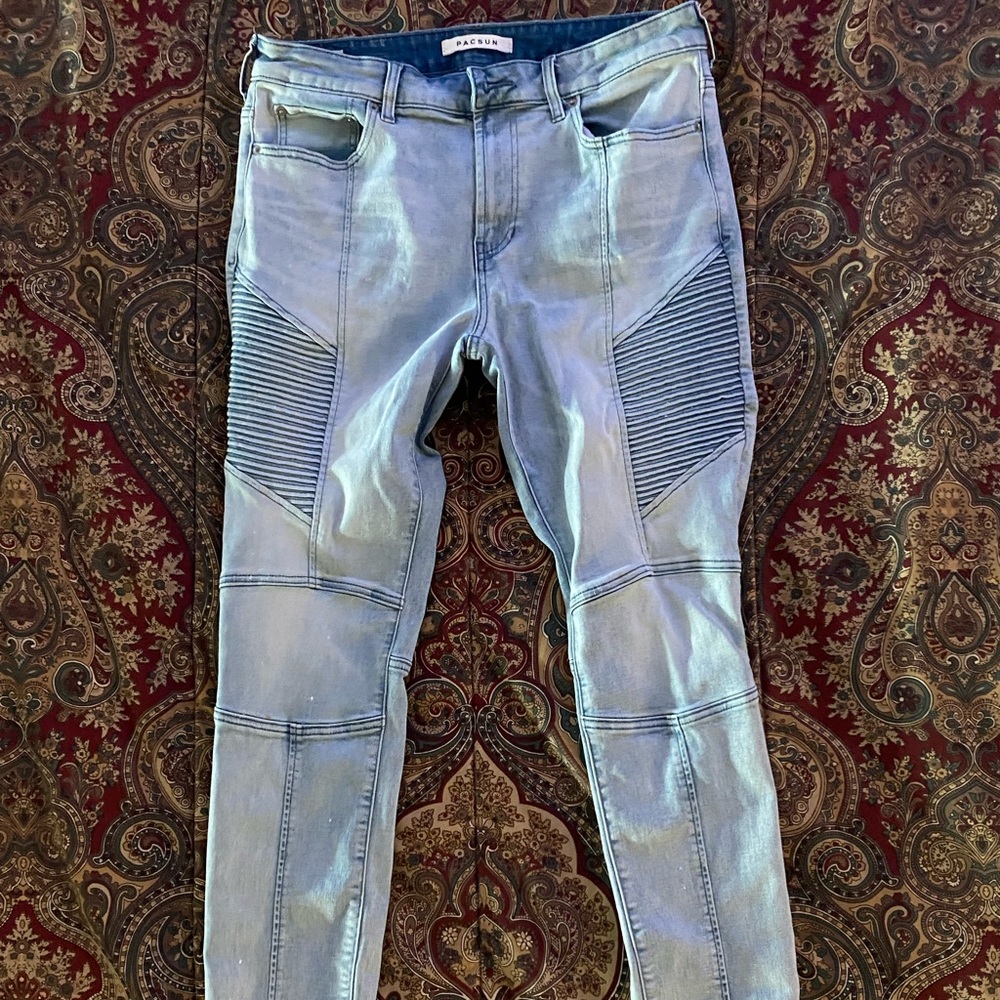 PacSun | Skinny Jeans | 32/32